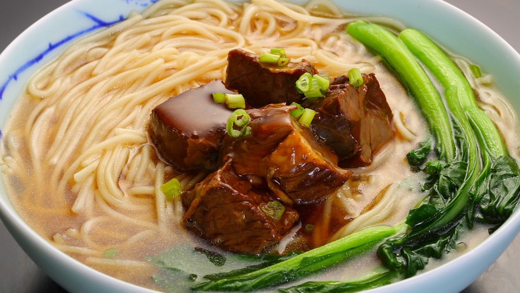 常吃面条真的伤身？医生老人主食搭配要防3种慢病“潜伏”