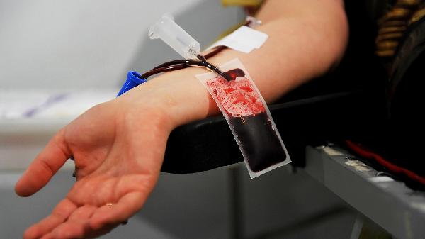 高血压还天天喝可乐？血压、血脂、体重、睡眠4个指标可能一起失控