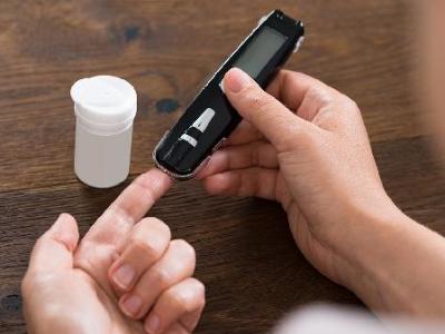 50岁以后血糖开始升高是正常衰老还是糖尿病？医生划出分界线