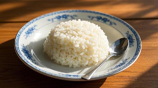 哪种主食最不健康？是米饭吗？医生劝告：7种主食，尽量少吃