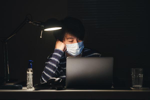 熬夜法令纹怎么补救