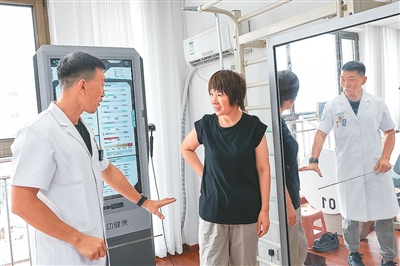 资源沉下去 服务提上来