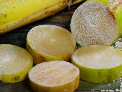 糖尿病患者真的一点甘蔗都不能吃吗？医生忠告：不想病情恶化，这4类食物要少吃！
