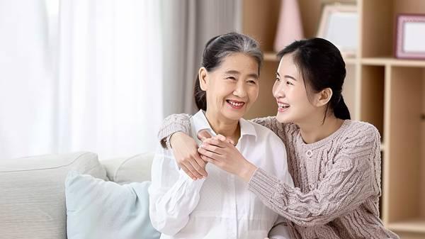红斑狼疮并非“不治之症”!43岁大姐确诊一年病情平稳,她的3个抗病习惯值得借鉴-易网健康<a href=/jkys/ target=_blank class=infotextkey>养生</a>网 红斑狼疮并非“不治之症”!43岁大姐确诊一年病情平稳,她的3个抗病习惯值得借鉴