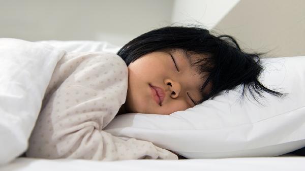 体内有癌,“睡眠”先知?睡觉时出现3种异常,需警惕!-易网健康<a href=/jkys/ target=_blank class=infotextkey>养生</a>网 体内有癌,“睡眠”先知?睡觉时出现3种异常,需警惕!