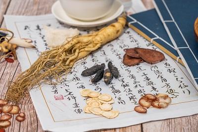 人参鹿茸血酒的功效与作用，别当成速效酒，这几类男士不要碰！