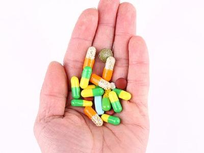 清血八味胶囊的功效与作用是什么